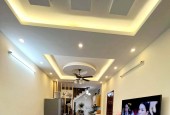 Bán nhà 45m2 phố Hoàng Hoa Thám, Tây Hồ 11 phòng ngủ Dòng tiền ổn định Giá 6.1 Tỷ