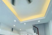 Bán nhà 62m2 phố Âu Cơ, Tây Hồ Thang máy Nhập Doanh thu 800 triệu/năm Giá 8.3 Tỷ