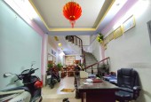 Trương Định 38m2,5 tầng, ở luôn, ô tô, gia chỉ 3 tỷ 34.lh 0987136162