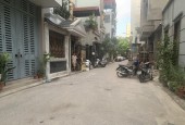 nhà đẹp Nguyễn Văn Cừ, 70m x 5tầng, trung tâm Gia Thuỵ, gara, ôtô tránh