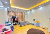 Bán gấp Nhà phố Tây Sơn gần ô tô DT 35m 5Tg  MT 4m hơn 6 tỷ LHCC.