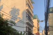 nhà đẹp lô góc Nguyễn Văn Cừ, 65m x 5tầng, gara, ô chờ thang máy