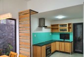 ♥ Sau lưng MT Nguyễn Tất Thành, Ô tô đậu cửa, 70m2, 3 tầng thoáng, đẹp View Biển