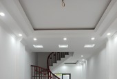 Bán nhà Thạch Bàn, Long Biên, mới đẹp, giá rẻ, 60m2 có 4 tỷ 3.