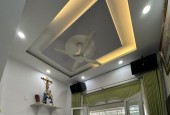 TRUNG TÂM QUẬN 6, CẠNH HẺM ÔTÔ VÀ MẶT TIỀN, NHÀ MỚI ĐẸP Ở NGAY, 40M2, 3 TẦNG 3PN, HOÀN CÔNG ĐỦ, SỔ VUÔNG ĐẸP.