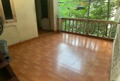 Cho thuê nhà Phạm Văn Đồng, 40m2 - 2 ngủ,  ban công thoáng mát 5tr/th 0966931622.