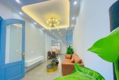 NHÀ ĐẸP 5 TẦNG TRUNG KÍNH,CẦU GIẤY,FULL NỘI THẤT,GẦN PHỐ, Dt 35m NHỈNH 5 TỶ