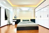 TRUNG KÍNH - CẦU GIẤY - 36M2 X 5TẦNG - MT 4.4M VUÔNG ĐẸP - 4 NGỦ - ĐÔNG NAM MÁT MẺ - HƠN 5 TỶ