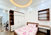 BÁN NHÀ CẠNH ROYACITY DT: 45M2 4 TẦNG GIÁ: 5.25 TỶ PHỐ NGUYỄN TRÃI QUẬN THANH XUÂN.