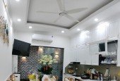 Bán nhà Bát Khối 60m2 * 4 tầng * 4,9 tỷ. ô tô đỗ cửa, Lô Góc