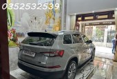 Siêu phẩm Hoàng Hoa Thám, (4.8 x 15m) , 4 tấm đúc , xe Mercedes đậu trong nhà