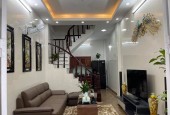 Bán nhà Đống Đa 26m2 x 5 tầng, ngõ to SH quay đầu, gần phố, an ninh tốt giá chỉ 4,09 tỷ