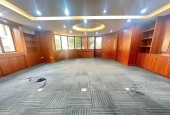 Cho thuê sàn văn phòng mặt phố Lò Đúc, 2 mặt thoáng. Giá 23 triệu/th. 150m2/sàn. Có hầm thang máy