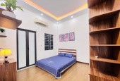 Bán nhà Nguyễn Lương Bằng, 35m2, full nội thất, ngõ thông kinh doanh ác liệt, gần hồ, khu dân trí cao, an ninh đảm bảo,xách vali về ở