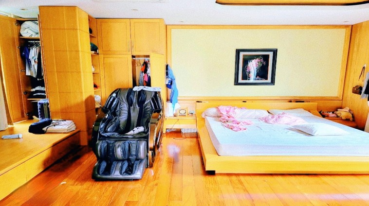 BÁn Gấp! Biệt Thự  KĐT Bán đảo Linh Đàm, Quận Hoàng Mai, 251m x 4T x Mt 13n. Giá hoen 60 tỷ.