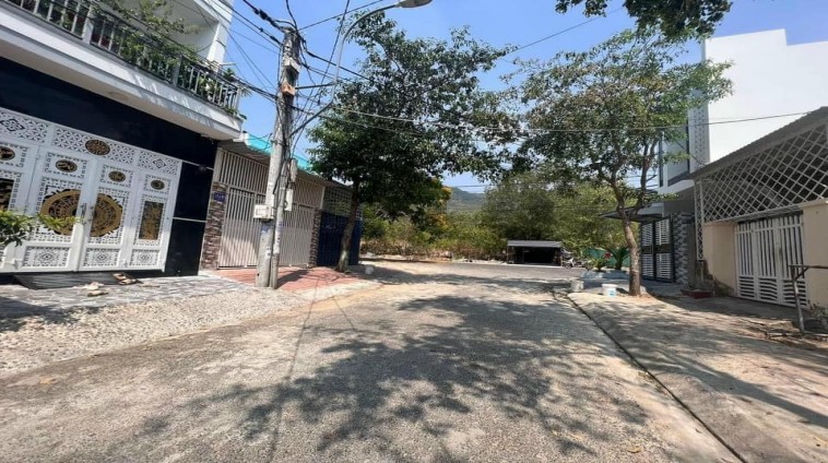 Bán lô Tái Định Cư Đất Lành - Vĩnh Thái- Nha Trang