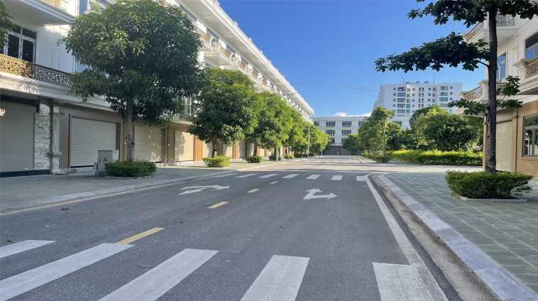 THANH TOÁN  1.8 TỶ NHẬN NHÀ, KINH DOANH NGAY. SANG TÊN SỔ NGAY. LH: 0966 343 969