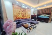 Bán nhà Ngô Xuân Quảng. 55m2 * 3 tầng * 6 tỷ. ô tô lùi cửa, kinh doanh.