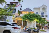 BÁN BIỆT THỰ BÊN SÔNG, NGAY  GIGAMAILL.189M. 2 TẦNG, GIÁ 23 TỶ, HIỆP BÌNH CHÁNH. THỦ ĐỨC