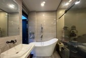 CẦN BÁN BIỆT THỰ ĐẸP. XD TÂM HUYẾT DT 306.9(12.6*25) 5T CÓ T HẦM.THANG MÁY. HỒ BƠI. CÁ KOI NỘI THẤT XỊN. TIỂU CẢNH ĐẸP