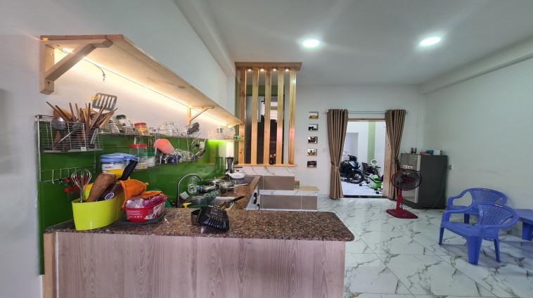 Bán ngôi nhà 3 Tầng , Ô Tô Thông Nguyễn ảnh Thủ, TT Q.12, Gía Rẻ