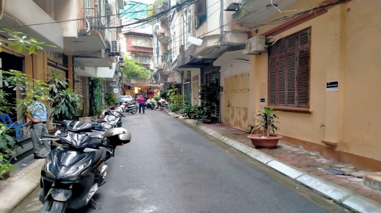 Bán Nhà Nguyễn Chí Thanh 38m x 4 Tầng Mặt Ngõ Phân Lô Ô TÔ Nhỉnh 13 Tỉ.
