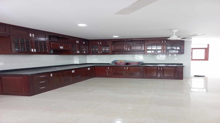 Cho thuê nhà 6B Intresco, nội thất có sẳn đầy đủ, giá 20 triệu/ tháng