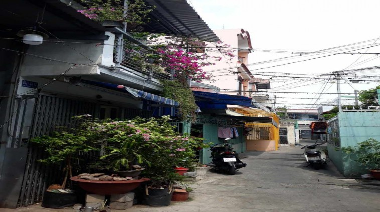 Nhà 1 trệt 1 lầu đường Bùi Minh Trực, p6, Q.8, Giá 2.6 tỷ , sổ hồng sẵn