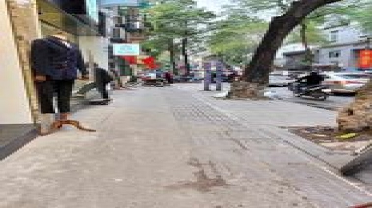 Ô TÔ ĐỖ CỬA, KD, THANG MÁY, 8 NGỦ, SỔ NỞ HẬU. CHÙA LÁNG, ĐỐNG ĐA: 60M, 7T, 23.8 TỶ