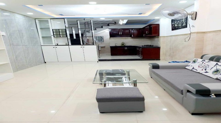 Nhà 3 lầu Bùi Minh Trực, phường 5, Q.8, gần chợ sáng, Giá 5   tỷ 960 , Sổ hồng sẵn