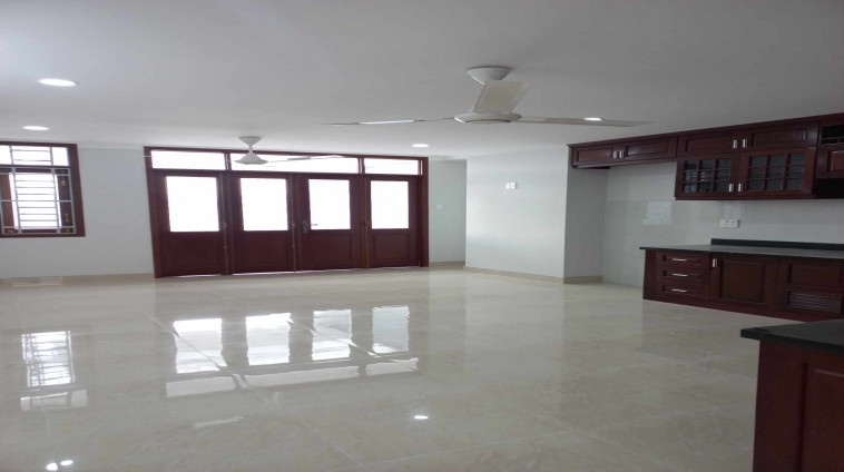 Nhà cho thuê 6B Intresco, nội thất sẵn, giá 20 triệu/ tháng