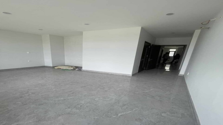Cho thuê nhà mặt tiền Phạm Hùng, 5x20, có hầm, có thang máy, giá 22 triệu, liên hệ 0934933978