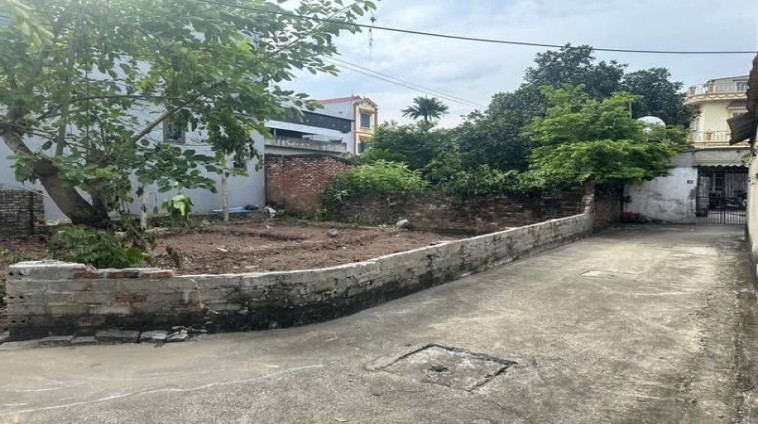 ĐẤT SÁT QUỐC LỘ 6 TRỤC CHÍNH KINH DOANH
