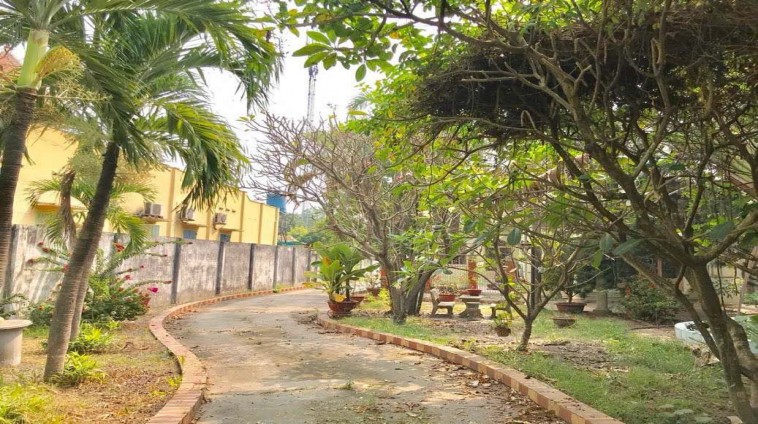 MT Nguyễn Văn Bứa cách QL22 chưa đến 1km 20x65 1266m2 đất và nhà Giá 30.5 tỉ. Liên hệ a Thiện 0914864379