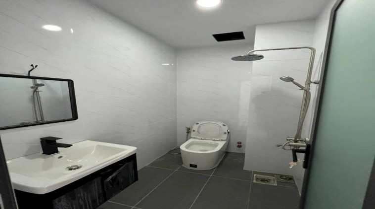 Cần bán căn nhà 10/xx  Âu Dương Lân, Phường 3, Quận 8, liên hệ 0934933978