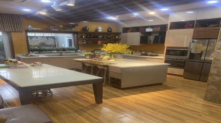 Nhà full nội thất  Đại Phúc Green Villas , thang máy, giá 12 Tỷ. Liên hệ 0909668928