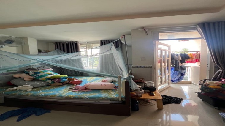 [NGAY TRUNG TÂM QUẬN 7] - NHÀ 2 TẦNG - CÁCH MẶT TIỀN 50m - ĐƯỜNG SỐ 53 - TÂN QUY
=====Giá: 1 Tỷ xx=====
