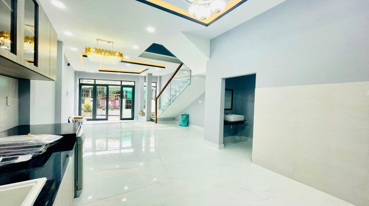 Nhà Đẹp Nhà Mới 100% - Hẻm Phú Đức, Vĩnh Hòa, Tp. Nha Trang. Giá 2.6 tỷ (bớt lộc)!