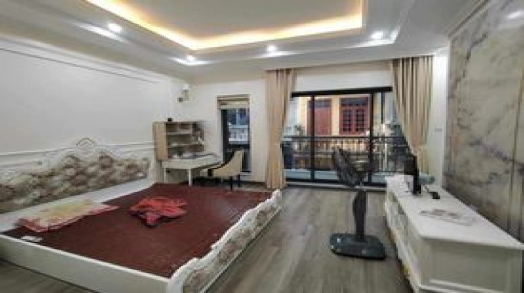 LÔ GÓC, THANG MÁY, KD, NHÀ ĐẸP KIÊU SA, VẠN PHÚC - HÀ ĐÔNG: 40M, 6T, 8.85 TỶ