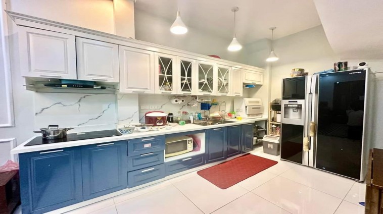 Láng 121M 5TẦNG  7.5MẶT TIỀN

Giá:  37.5 tỷ Đống Đa 

 MẶT ĐƯỜNG 2 Ô TÔ - LÔ GÓC 3 MẶT NGÕ Ô TÔ - VỪA Ở VỪA KINH DOANH MỌI MÔ HÌNH - NỘI THẤT