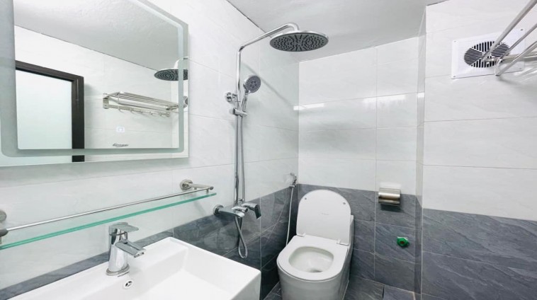 Bán nhà Khương Đình , ngõ thông tứ tung, 50m ra ô tô, cực thoáng  38m2 x 4 tầng. 6,15 tỷ