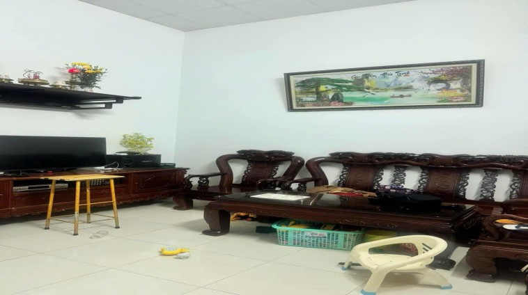 Cần bán nhanh nhà cấp 4 tại trung tâm Phước đồng , Nha Trang. 
Cách đường Lư Giang, phước đồng chỉ 20m.