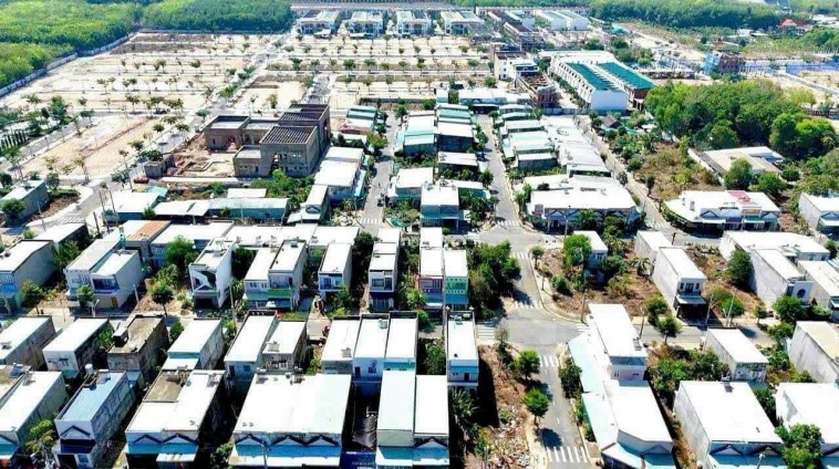 Richhome 2. Hòa lợi bến cát, Bình Dương  Bán Đất 70m2 full thổ cư .