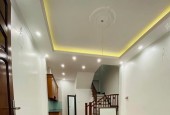 Bán nhà đẹp phố Hoàng Quốc Việt sổ đỏ 50m2 5tầng mặt tiền 6m chỉ hơn 4tỷ alo ngay!