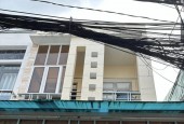 NHÀ 3 LẦU BTCT HXH HẺM 30 LÂM VĂN BỀN - TÂN KIÊNG QUẬN 7 - NGAY TRUNG TÂM