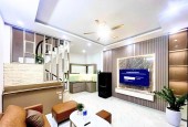 Nhà Hiếm, Trung Tâm Hoàng Mai, Vài Bước Ra Ô Tô,5 Tầng Mới Tinh, Full Nội Thất, Nhỉnh 5 Tỷ.