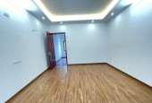 Bán Nhà Tập Thể  Thanh Nhàn, Tầng 1, 80m2, Chỉ 1.98 tỷ Tỷ Hai Bà Trưng, OTO.