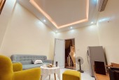 Bán nhà Trần Hưng Đạo Hoàn Kiếm 26 m nhà 3 tầng 2 ngủ ô tô đỗ cửa gần phố ở ngay nhỉnh 4 tỷ lh 0975124520