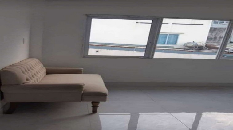 Bán nhà Hẻm C9 Phạm Hùng  kế bên Quận 8, liên hệ 0902277579