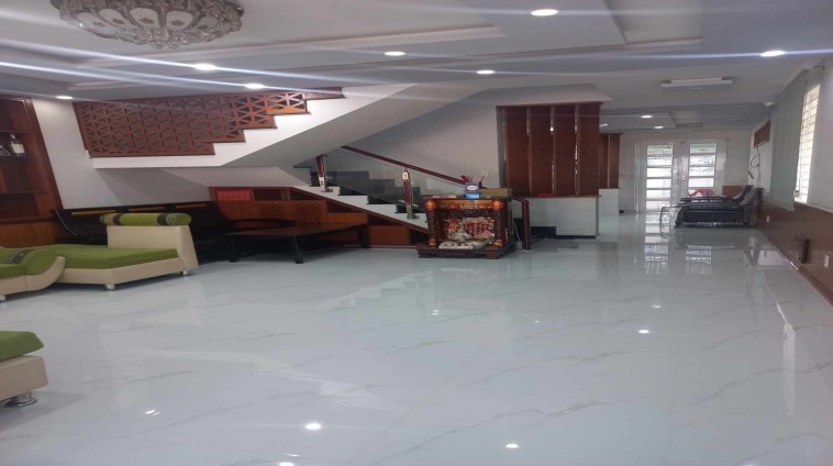 Cho thuê nhà góc 7x20, Khu 6b intresco, đường 16m, ngay trường BVIS, liên hệ 0914864379